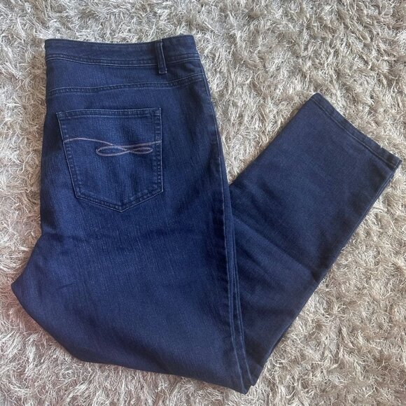 Style & Co Women's Slim Leg Jeans Size 18W Dark Wash  Stretchy Denim - Picture 3 of 6